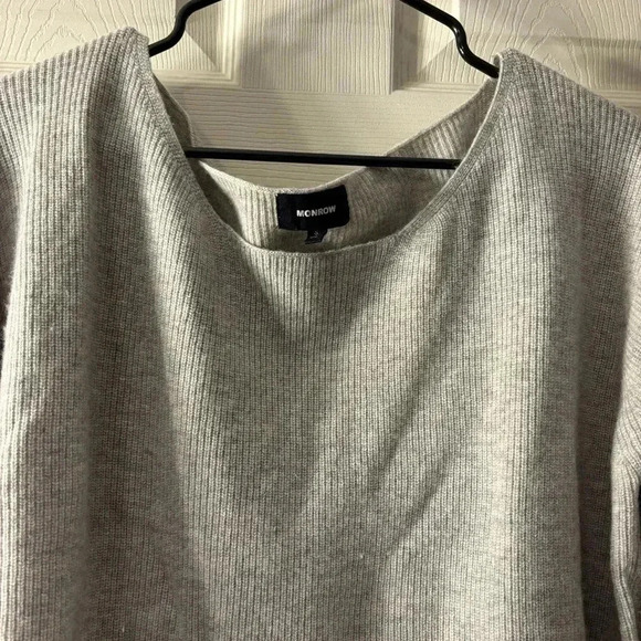 Monrow Revolve Wool & Cashmere Blend Sweater - Picture 2 of 5